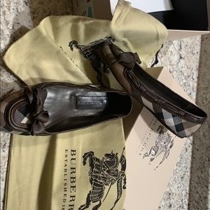 Burberry Flats